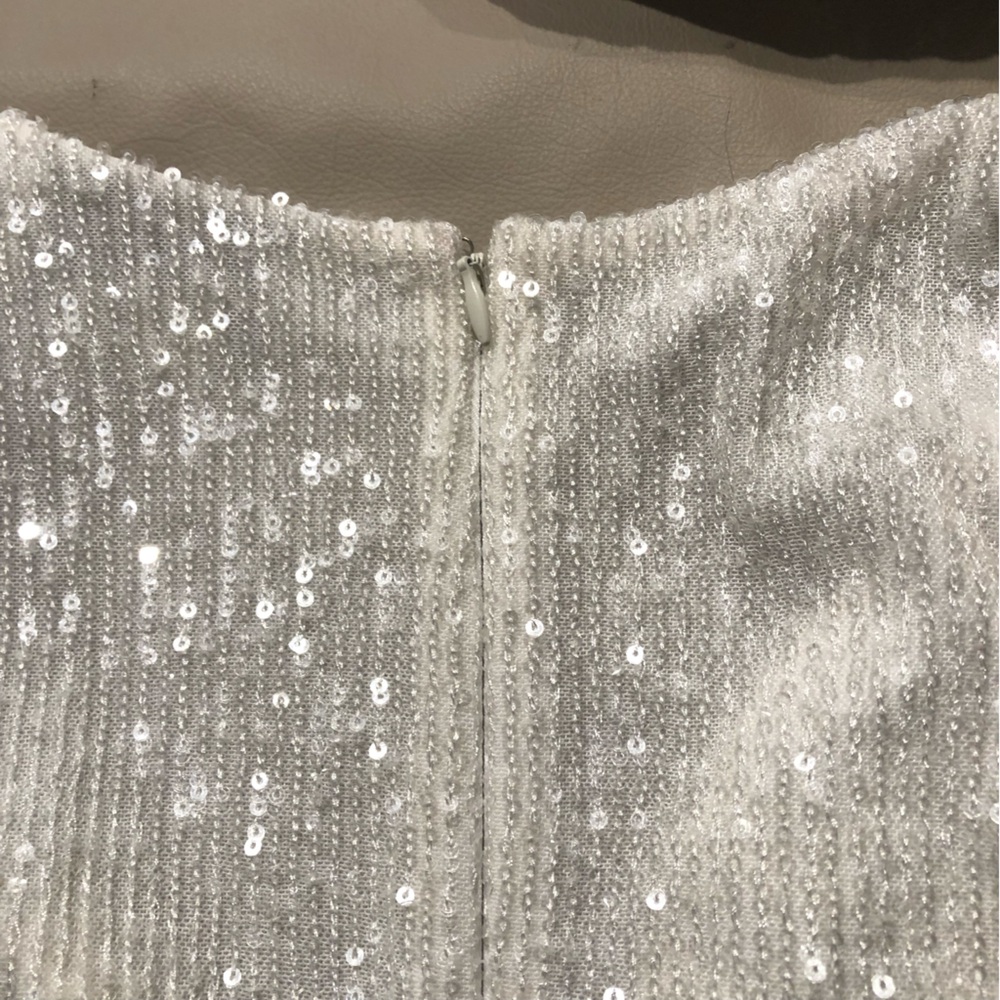 Sachin & Babi ivory sequined 3/4 sleeve top. - Picture 7 of 10